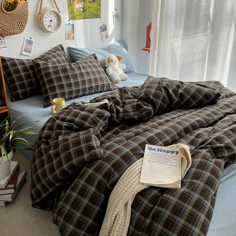 Blue/Brown Checkered Bedding Set