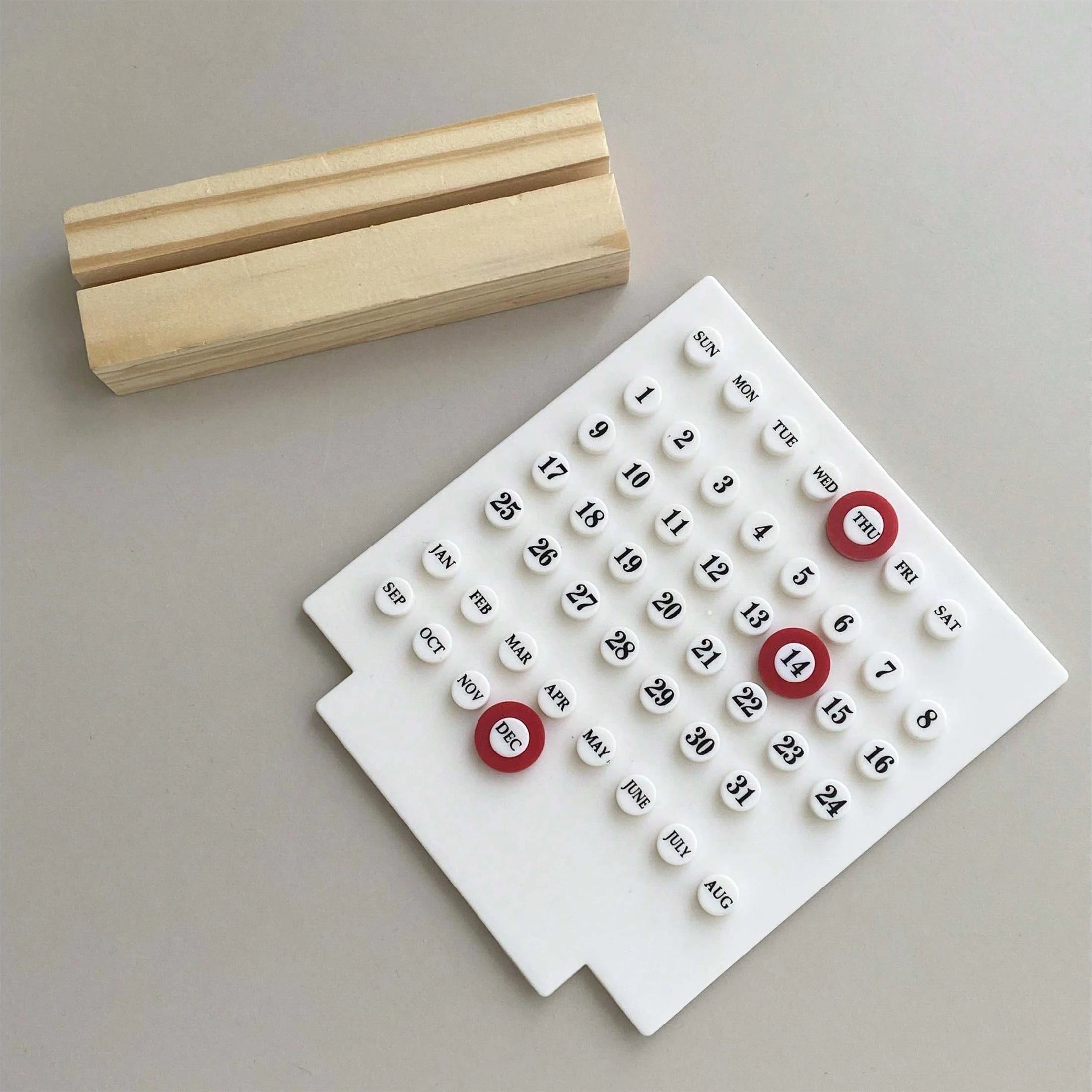 Ring-a-Date Calendar